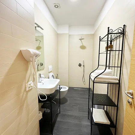 Magnet 1 Self Checkin شقة تيرانا