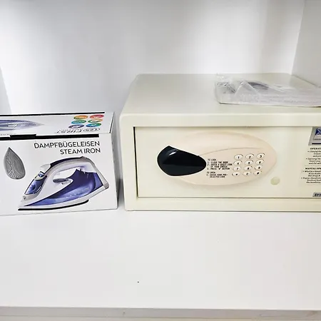 Magnet 1 Self Checkin Apartman